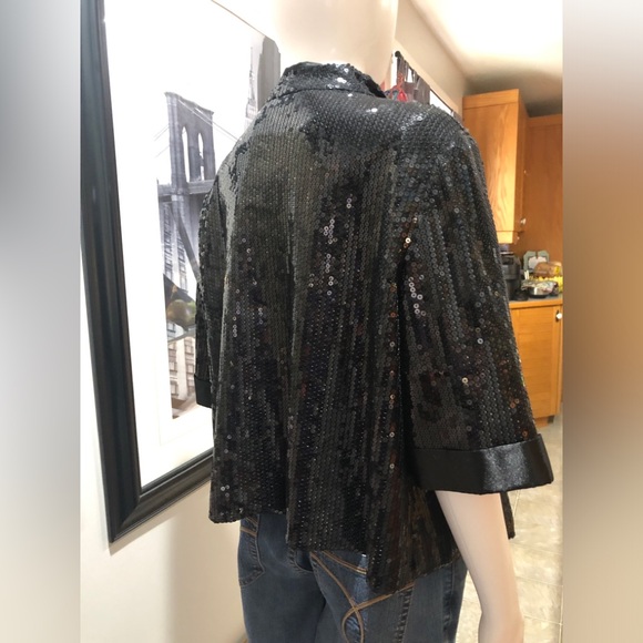 Black Sequin Draped Open-Front Jacket
Vintage, EUC
Jessica (Sears)
Size 18 - Picture 3 of 8